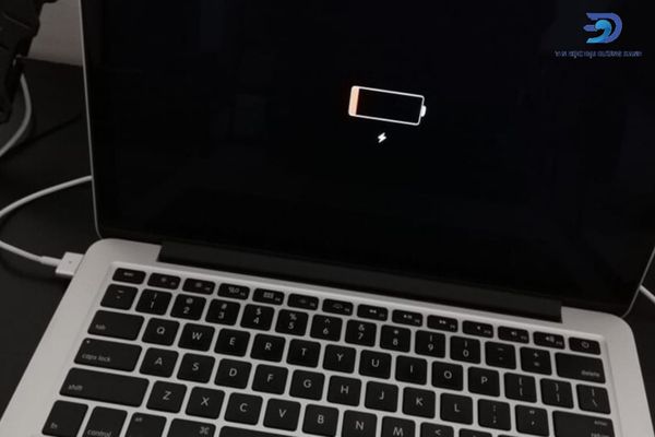 Không để Macbook cạn pin