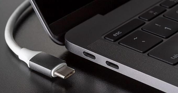 Cắm dây cáp USB - C