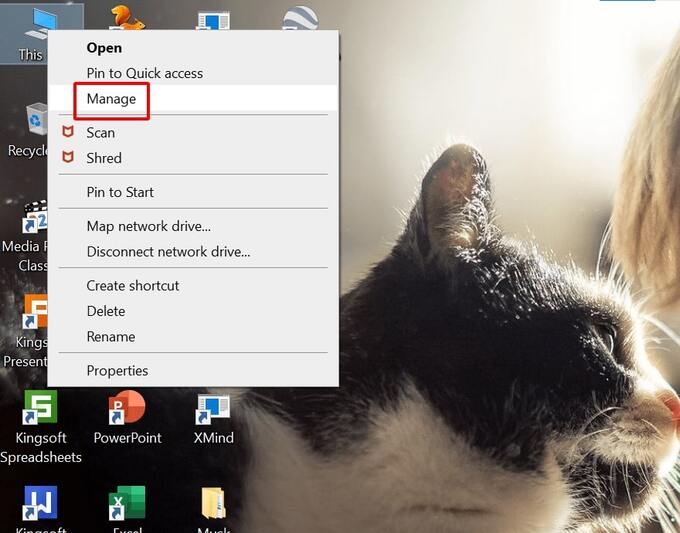 Click chuột phải vào mục This PC và chọn Manage